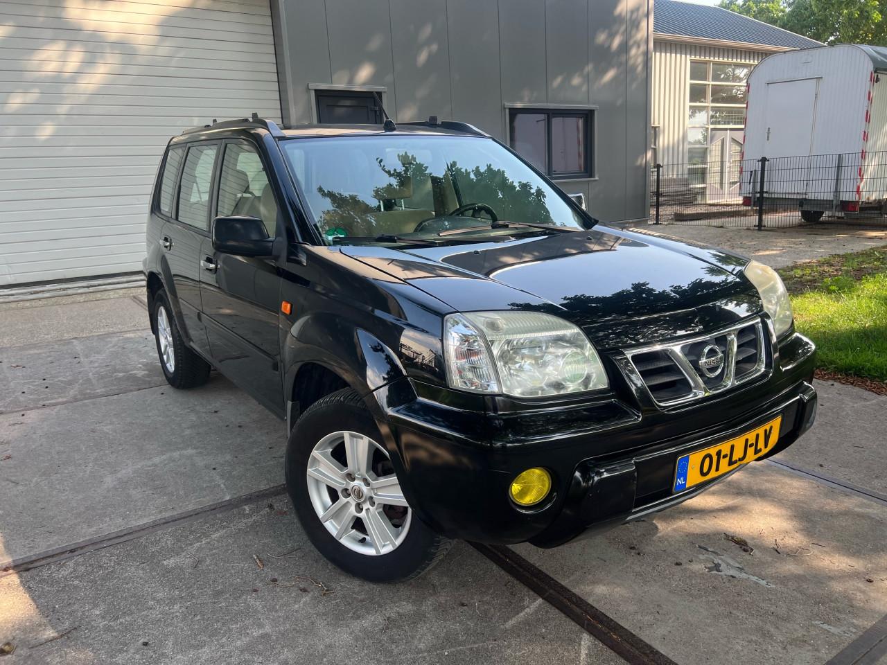 Nissan X-Trail 2.5 Luxury 4x4