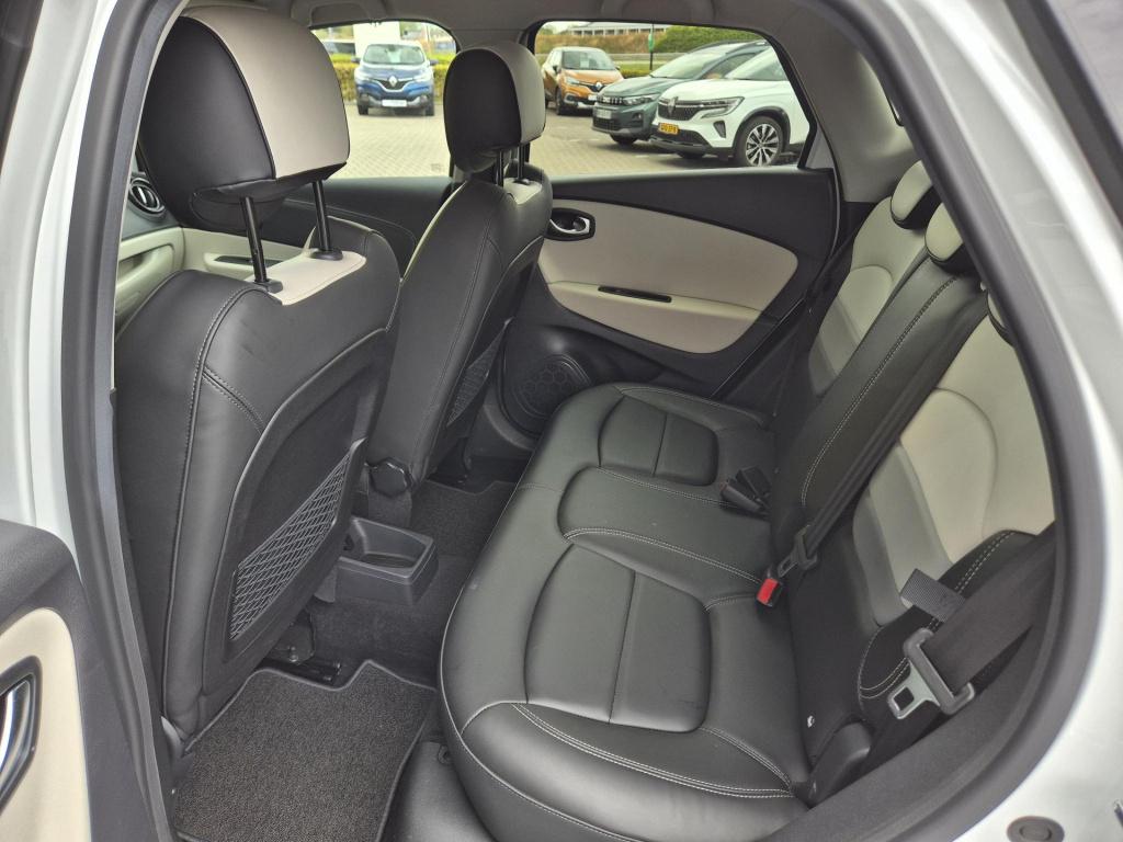 Renault Captur tce 120 edc automaat initiale paris | leder | trekhaak | cam