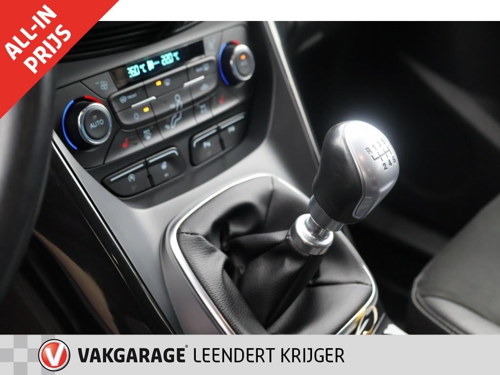 Ford Kuga 1.5 ecoboost. st line |trekhaak|navigatie|camera