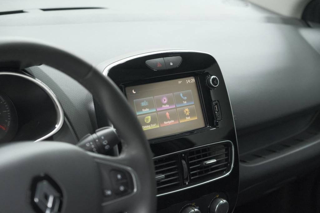 Renault Clio tce 90 limited | trekhaak | navigatie | parkeersensoren