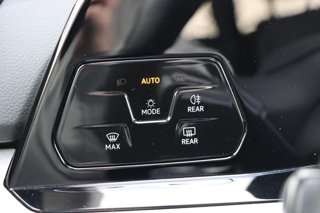 Volkswagen Golf variant 1.0 etsi life business 110pk dsg7