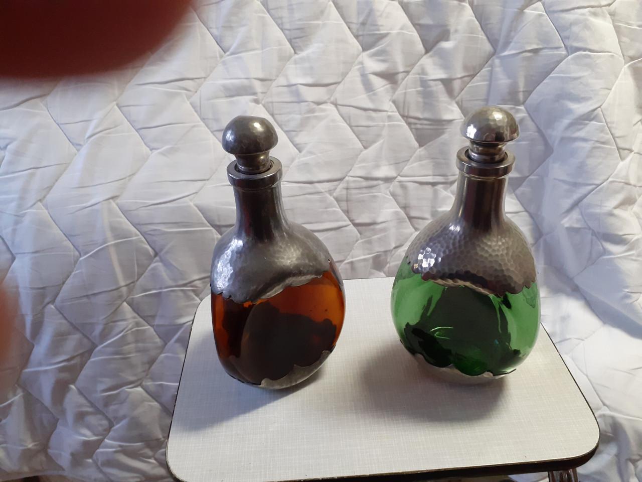 Glazen flessen met stop (daalderop.)