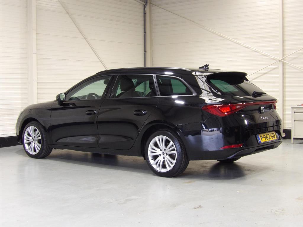 Seat Leon sportstourer 1.0 etsi 110pk dsg-7 fr business intense