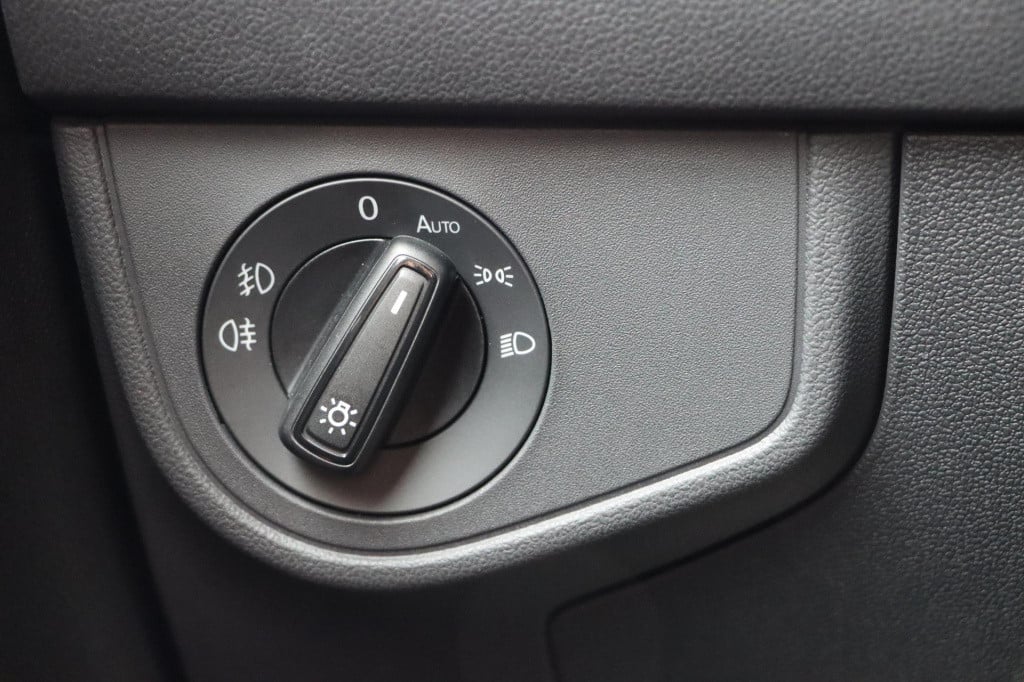 Volkswagen Polo 1.0 tsi r-line business