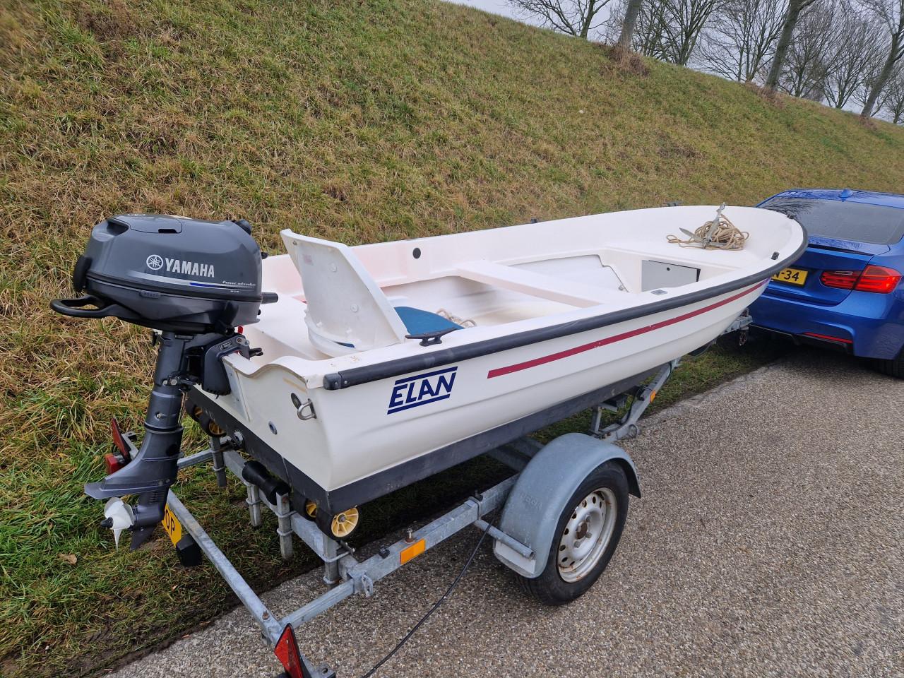 ELAN 401 met YAMAHA 4-takt 4 pk en PEGA boottrailer compleet set vaarklaar