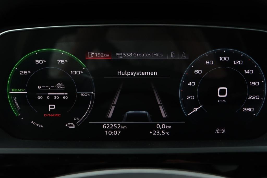 Audi E-tron 50 quattro advanced edition plus 71 kwh | soh 95,1% |