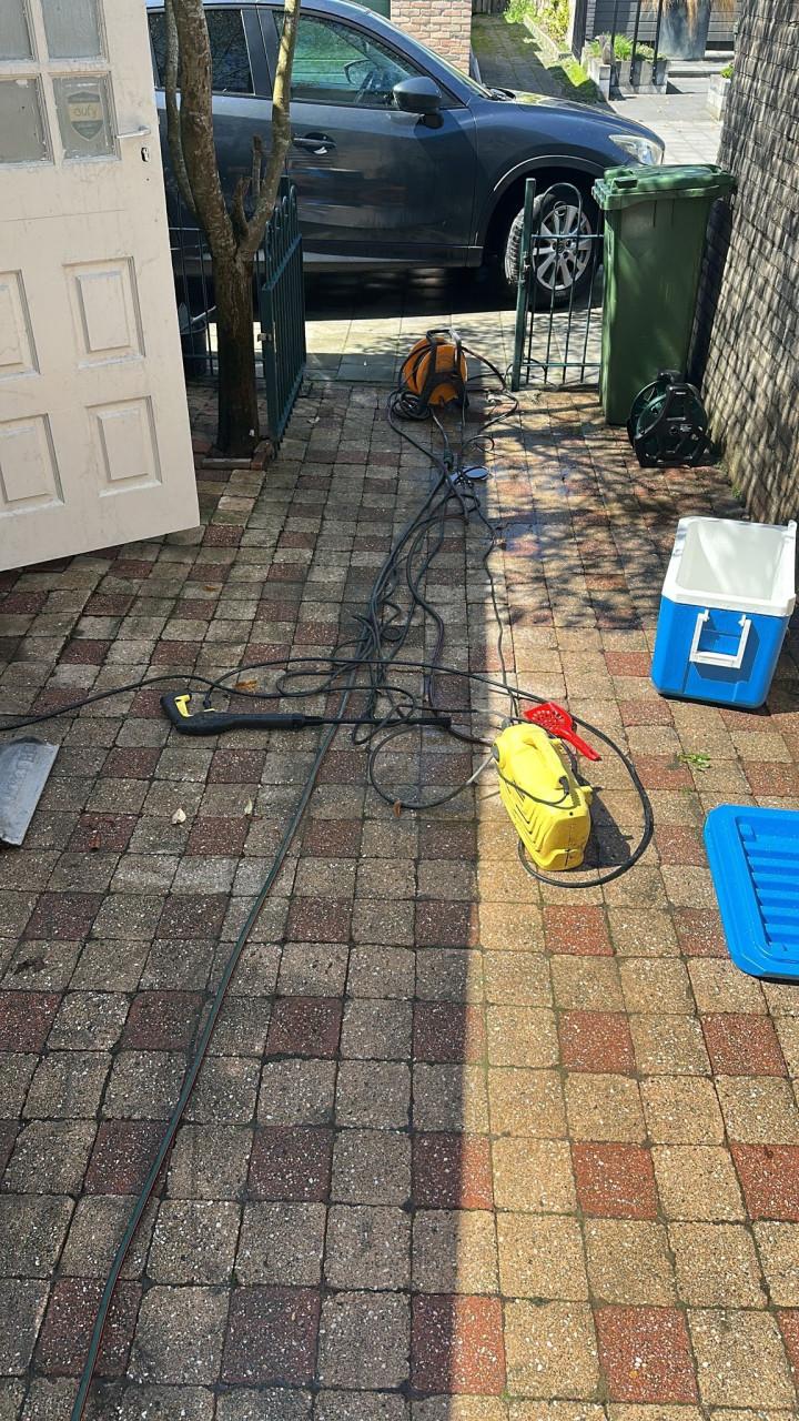 30m2 Klinkers 15x15x5 met opsluitbanden