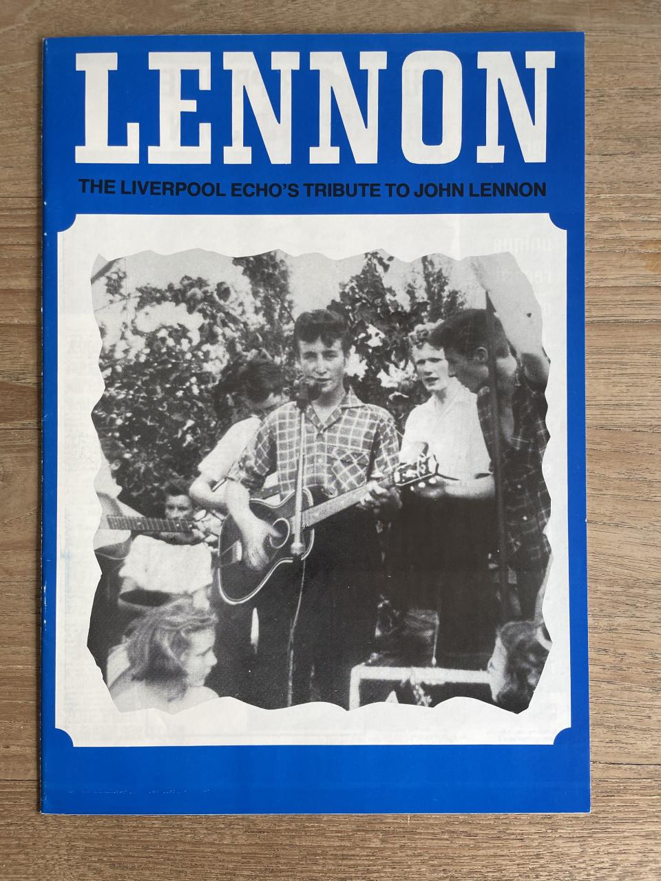 VERKOCHT    John Lennon box   VERKOCHT.