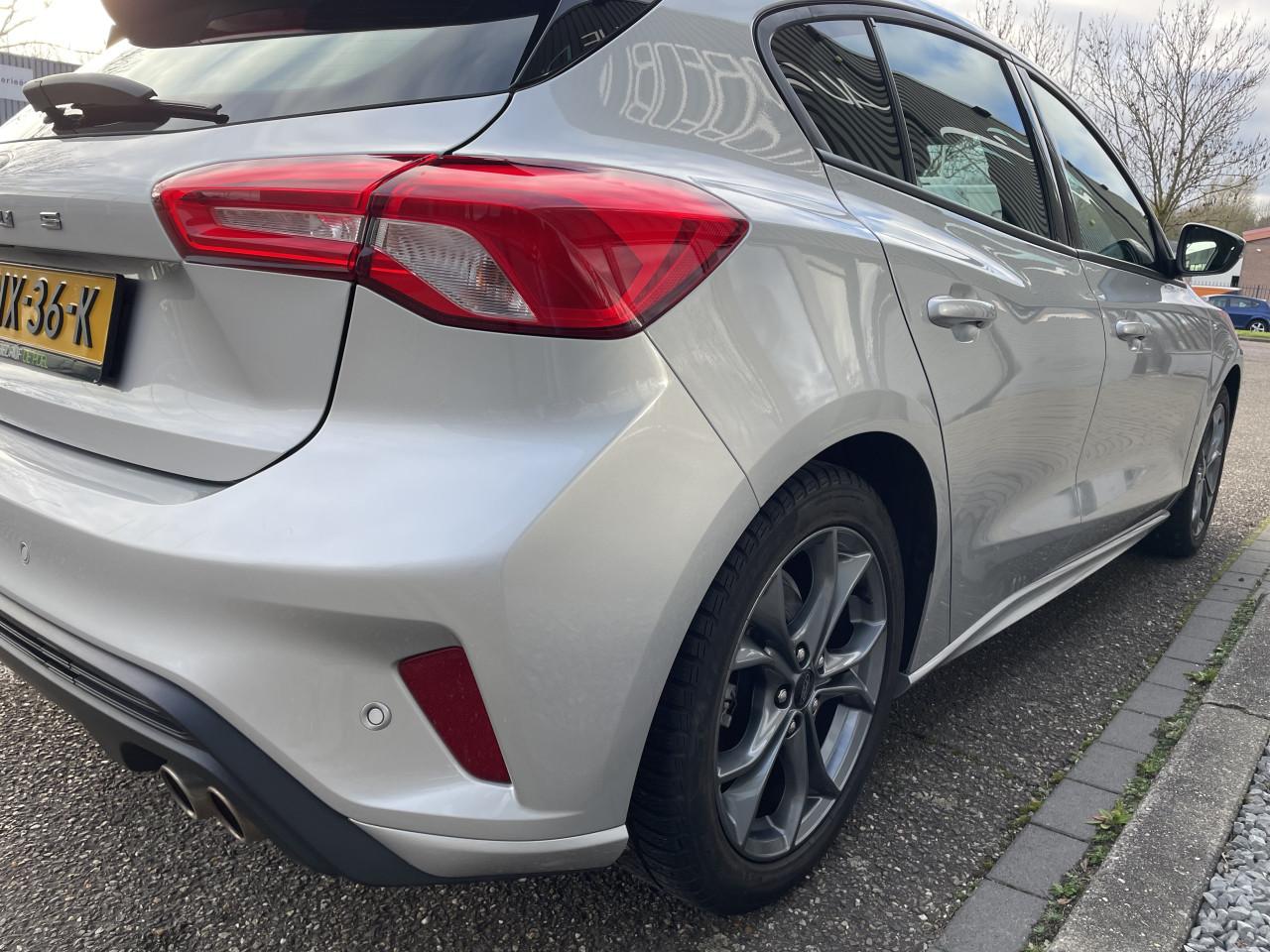 FORD FOCUS 1.0 ECOBOOST ST LINE