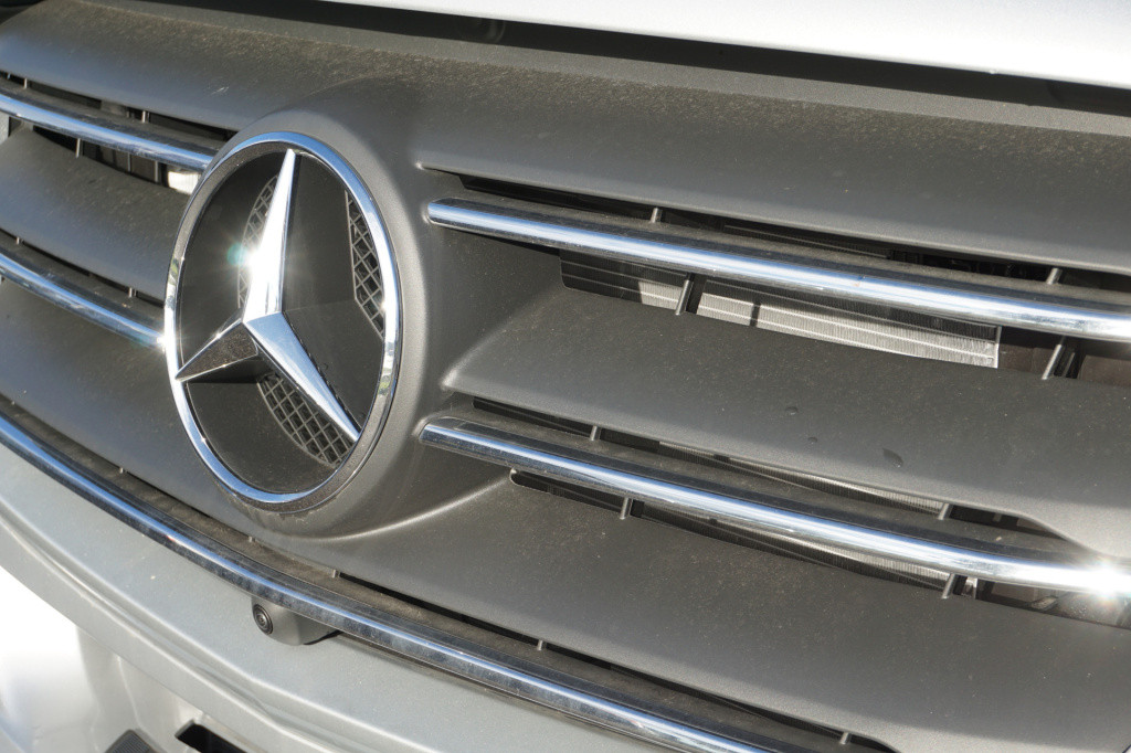 Mercedes-Benz Sprinter 319 1.9 cdi l2h2 rwd l 190 pk l mbux 10,25 l rij- as