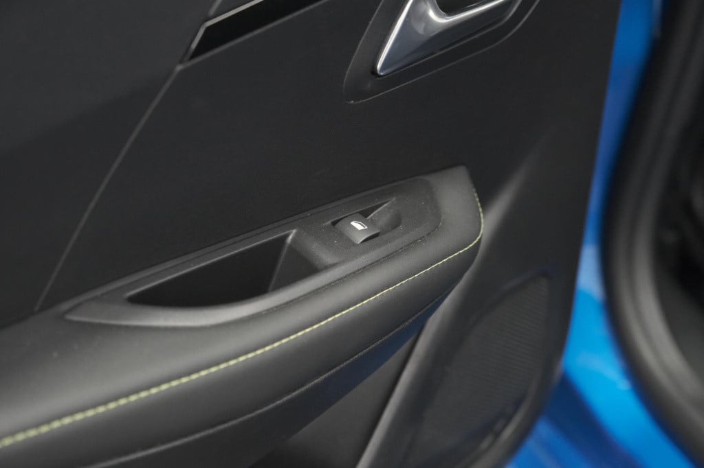 Peugeot 208 ev gt pack 50 kwh | 3 fase | camera | panoramadak | dodehoekdet