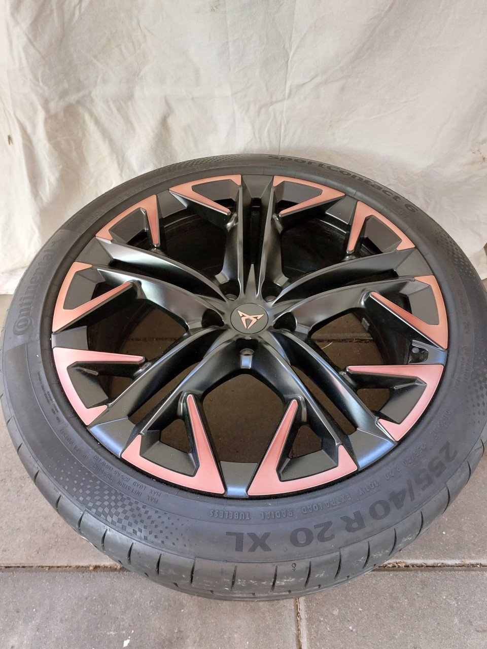 Cupra Terramar velgenset Hadron Copper 20 inch