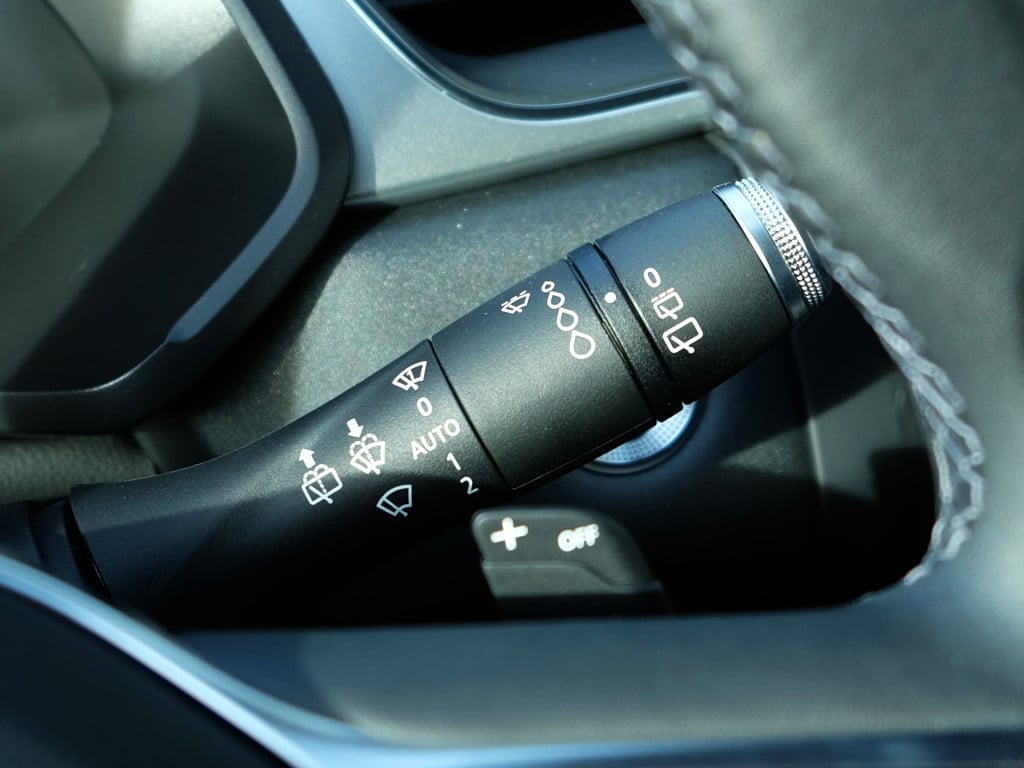 Renault Captur tce 130 zen automaat | navi full map | trekhaak 1500kg | cli