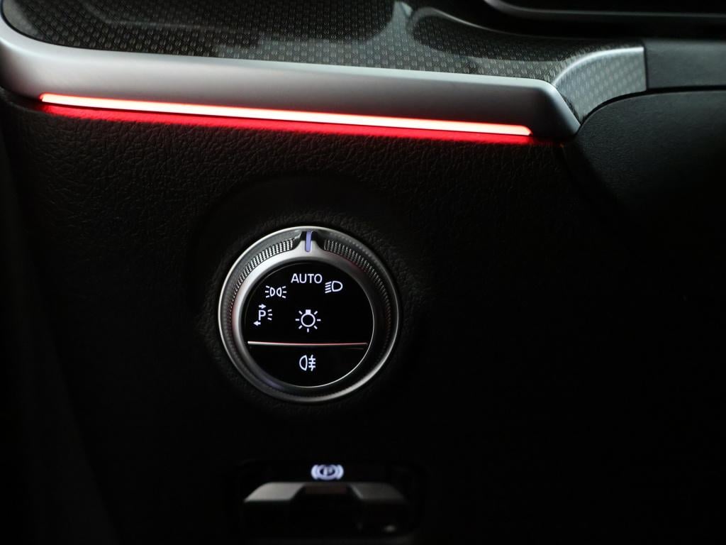 Mercedes-Benz C-Klasse estate 180 amg line | amg line | sfeerverlichting | 