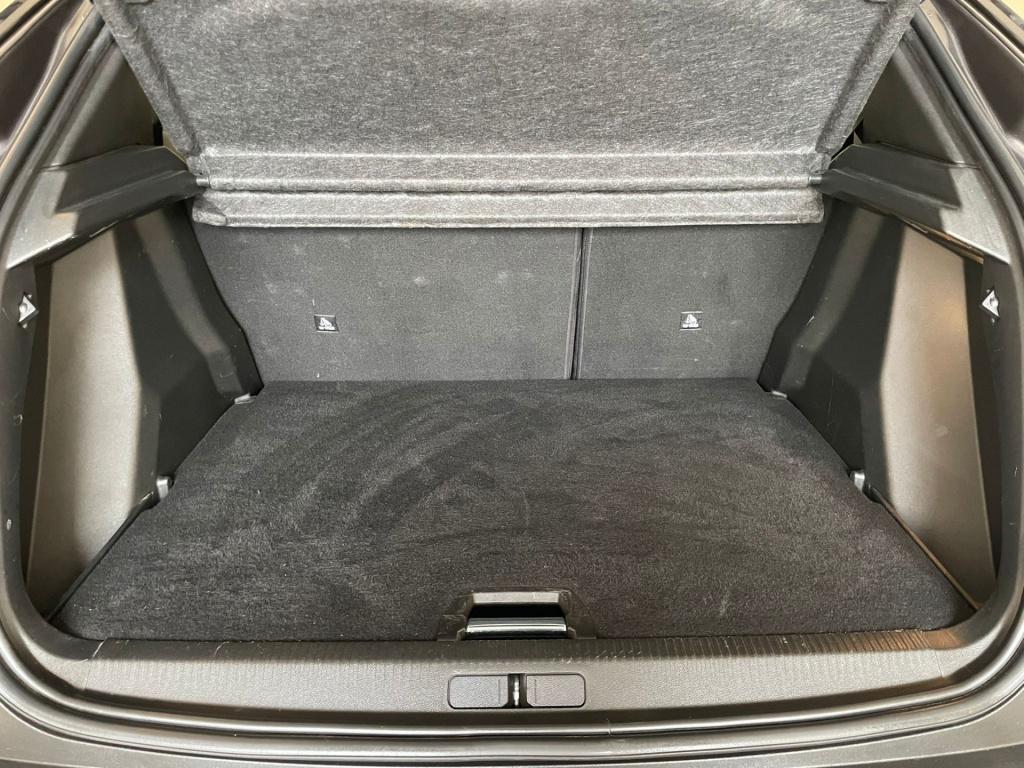 Peugeot 2008 1.2 puretech active pack