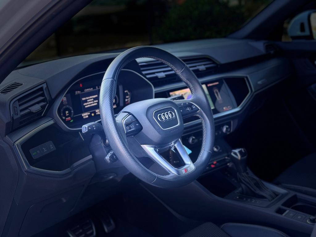Audi Q3 45 tfsi e s edition * camera * matrix led * carplay