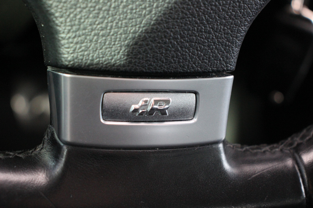Volkswagen Golf 3.2 r32 | navi | xenon | dsg | 250pk | youngtimer
