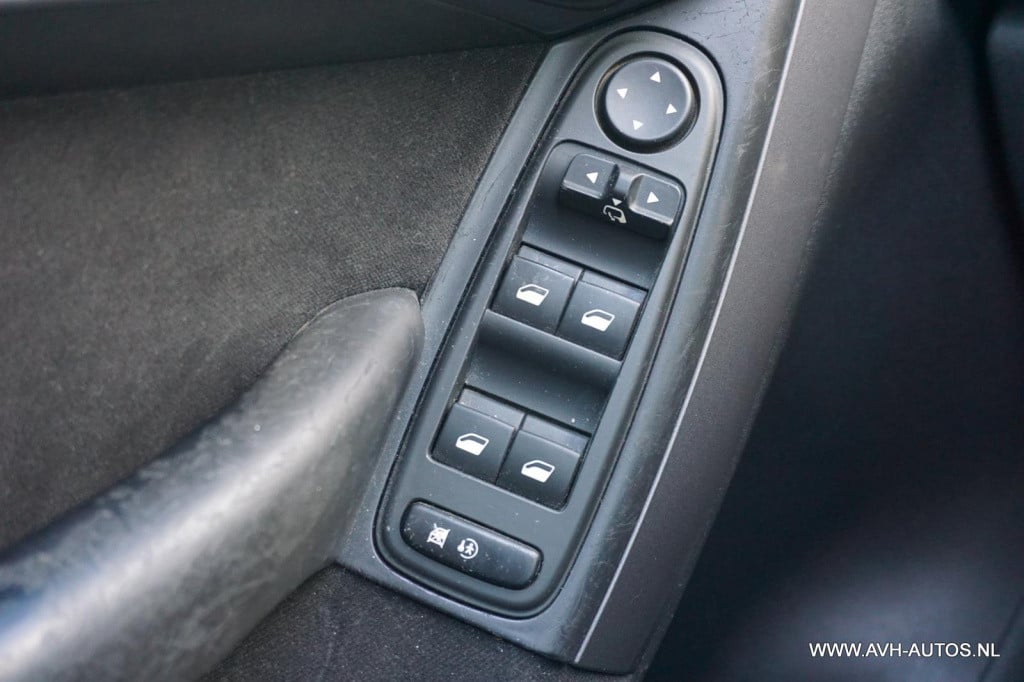 Citroen C4 Picasso 1.8-16v ambiance 5p.