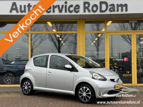 Toyota Aygo 1.0-12v +