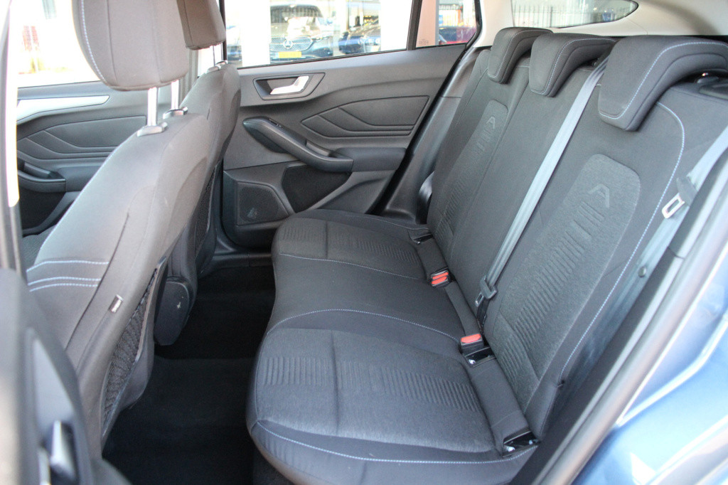 Ford Focus wagon 1.5 ecoboost active business | navi | acc | camera