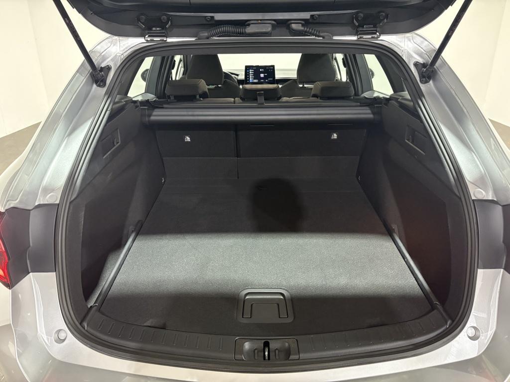 Toyota Corolla Touring Sports hybrid 140 active | demo |