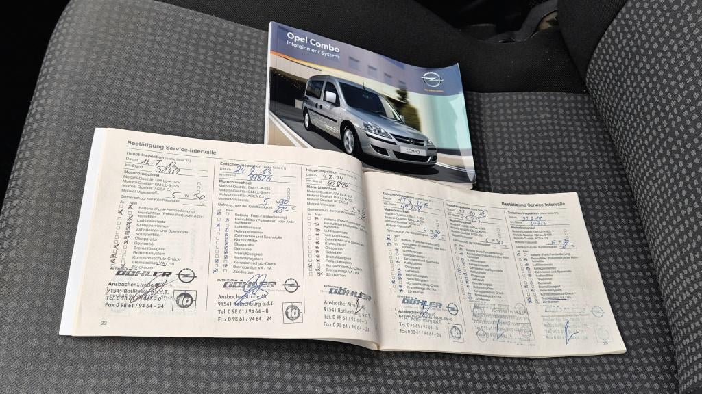 Opel Combo 1.4-16v comfort 1.4-16v | 2x zijschuifdeur | achterklep | trekha