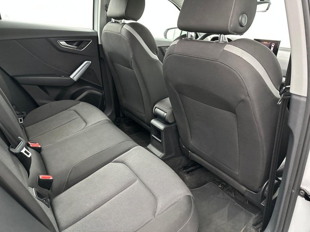 Audi Q2 35 tfsi cod automaat virtual pdc
