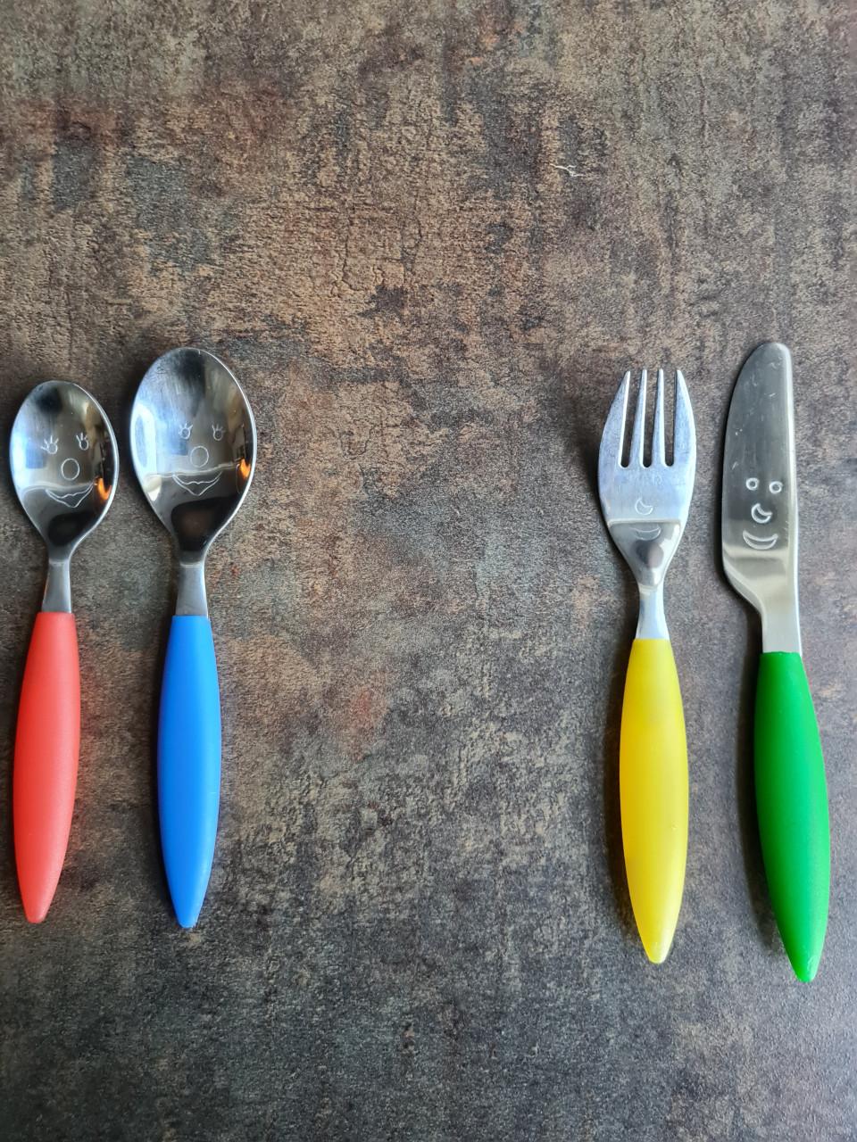 Compleet setje kinder bestek . Kunnen in de vaatwasser