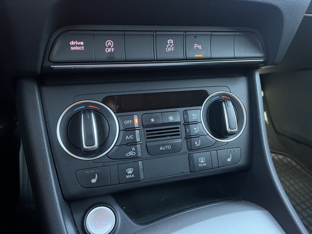 Audi Q3 1.4 tfsi cod sport pro line automaat | navi | stoelverw. | keyless 