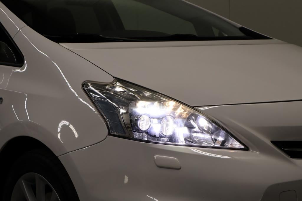 Toyota Prius wagon 1.8 dynamic 7p.