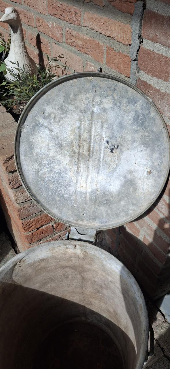 Vintage Zinken vuilnisemmer uit St. Philipsland