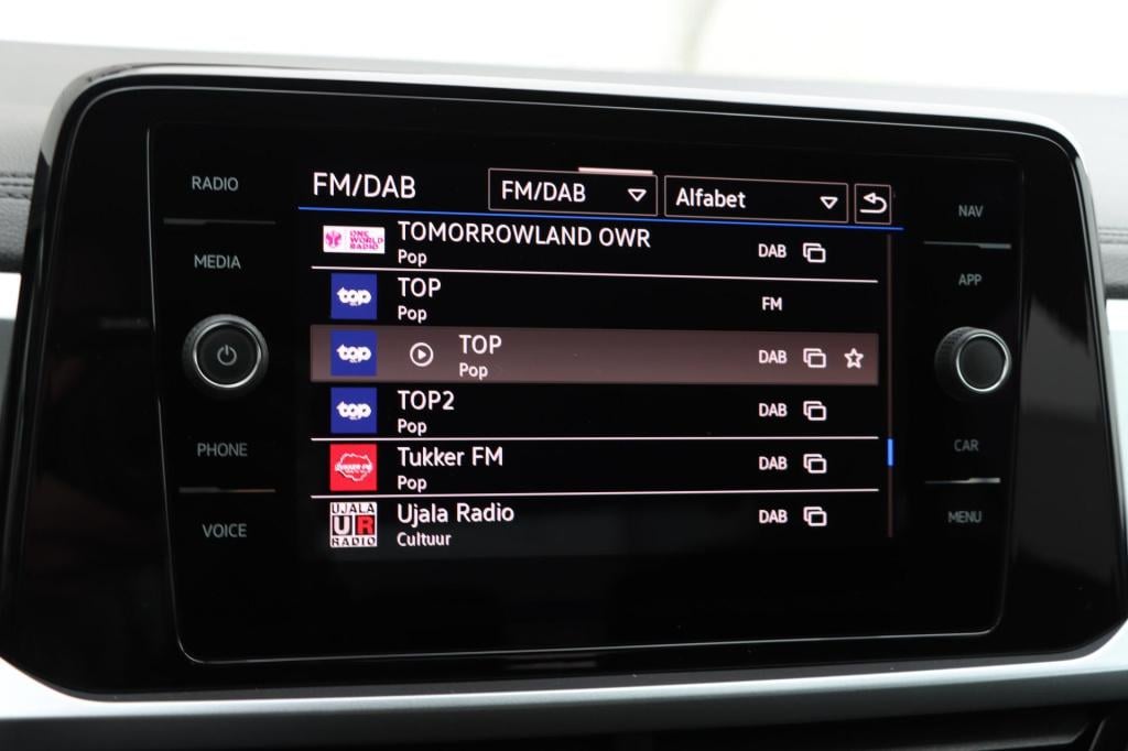 Volkswagen T-roc 1.5 tsi life edition 150pk dsg7