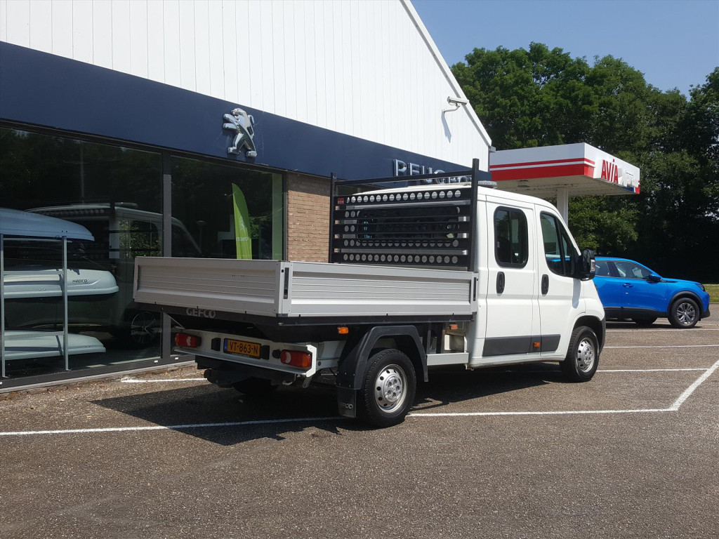 Peugeot Boxer chassisdubbelcabine 3500kg 2.2hdi-130pk dubbele cabine 7perso