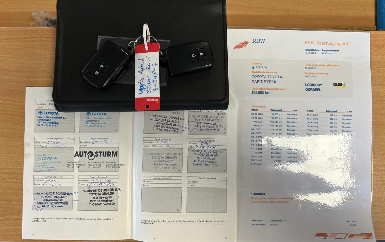 Toyota Yaris 1.5 Hybrid Lease|LED | NAVI | AUTOMAAT | GOED ONDERHOUD |