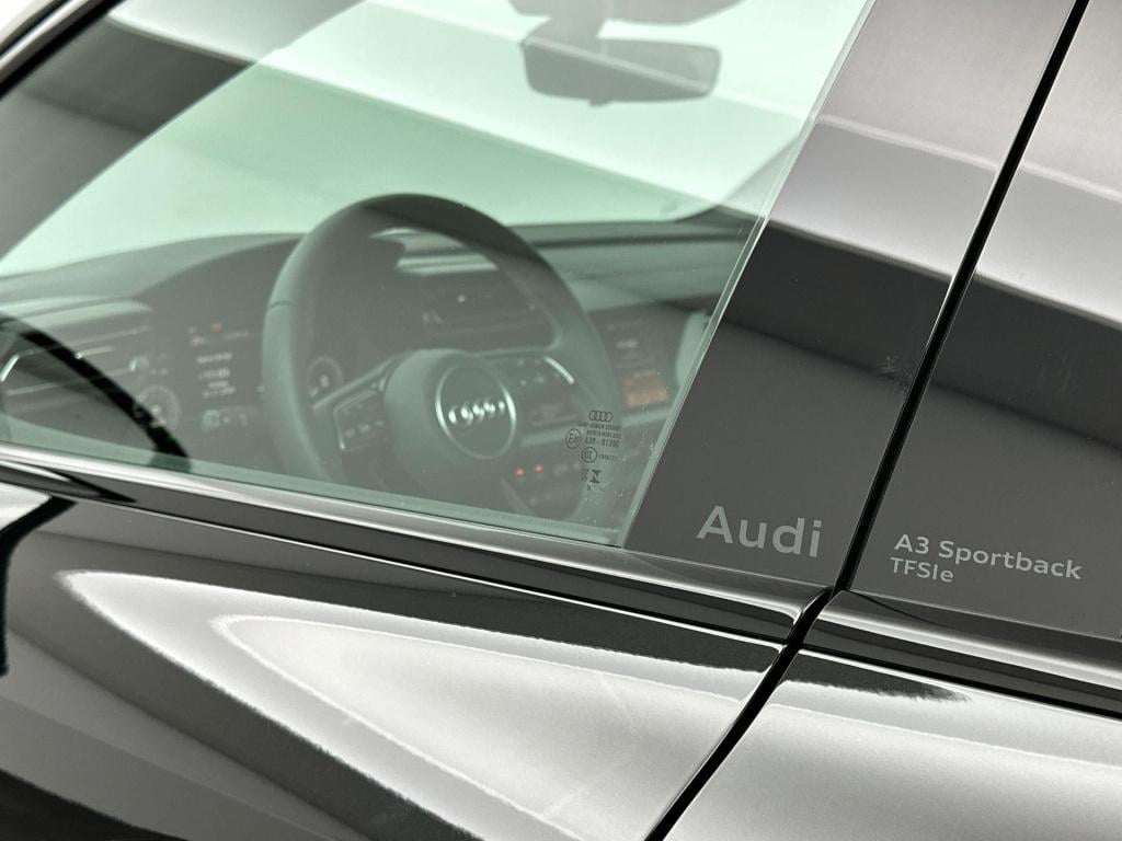 Audi A3 sportback s edition competition 45 tfsi e 200 kw / 272 pk sp