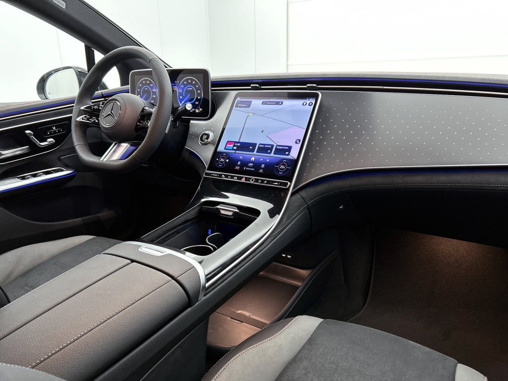 Mercedes-Benz Eqe 300 business solution amg 90 kwh | nightpakket | rijassis