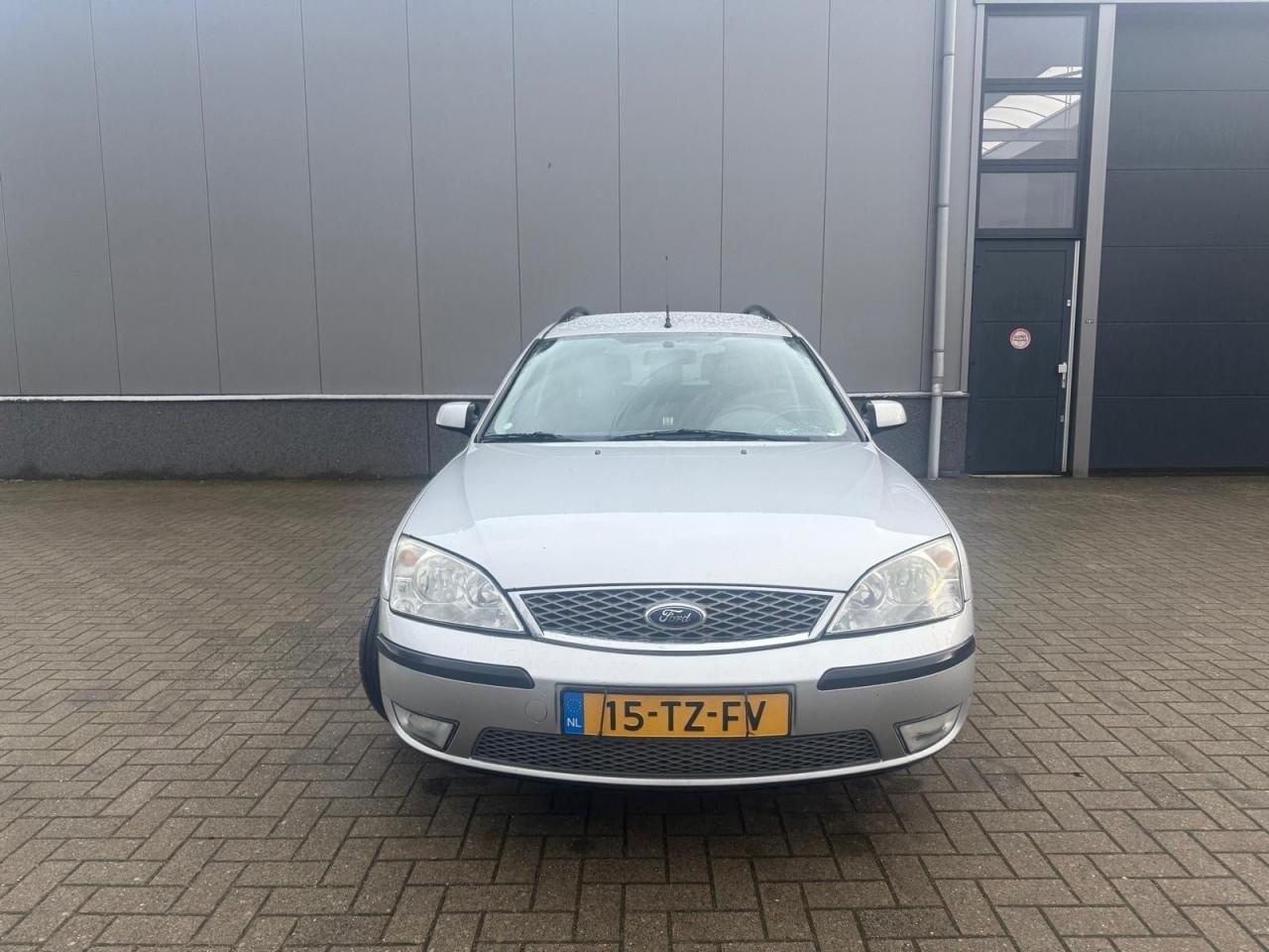 Ford Mondeo Wagon 1.8-16V Champion