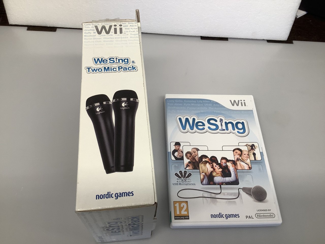 Nintendo Wii spel : Wii Sing compleet met 2 microfoons in originele doos.