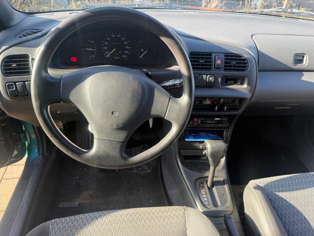 Mazda 323 - 1.5i LX 62.220KM Nap Automaat