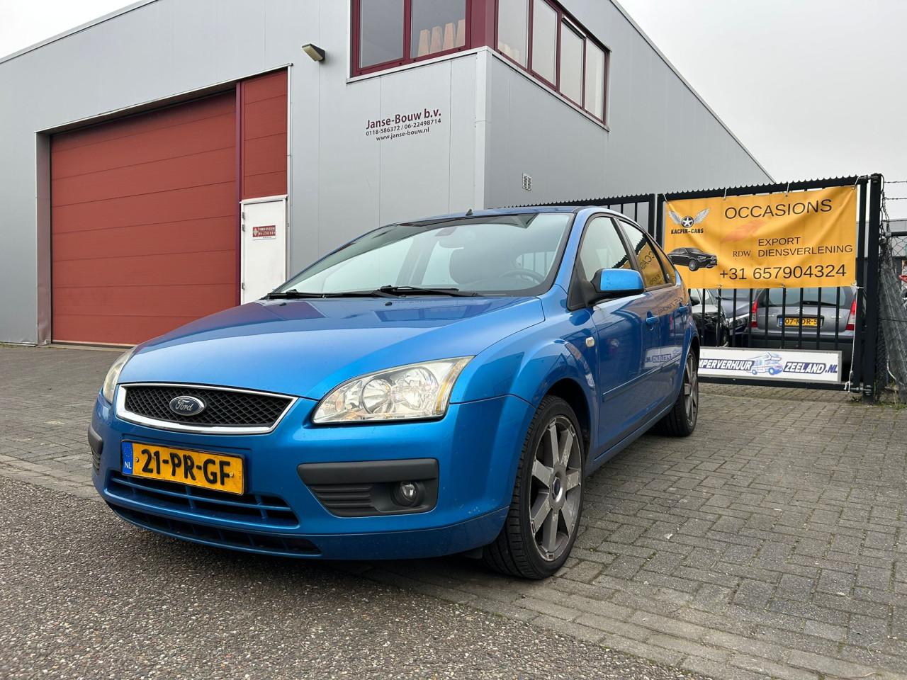 Ford Focus 2.0-16V Ghia FULL OPTION!