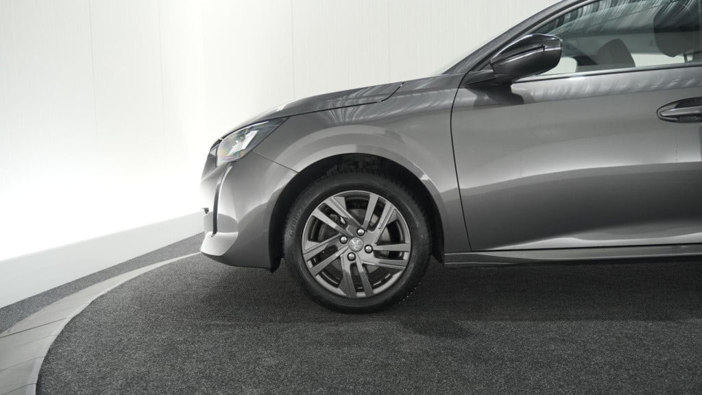 Peugeot 208 puretech 100 eat8 active | parkeersensoren | navigatie | apple 