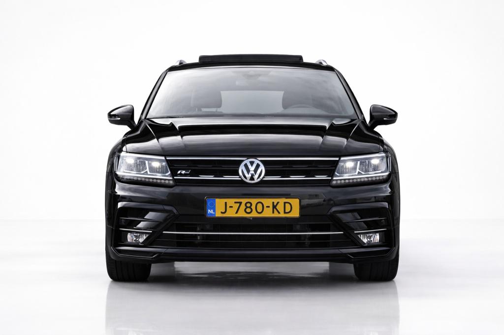 Volkswagen Tiguan 1.5 tsi act r-line | leder | pano | camera | nap | virtua