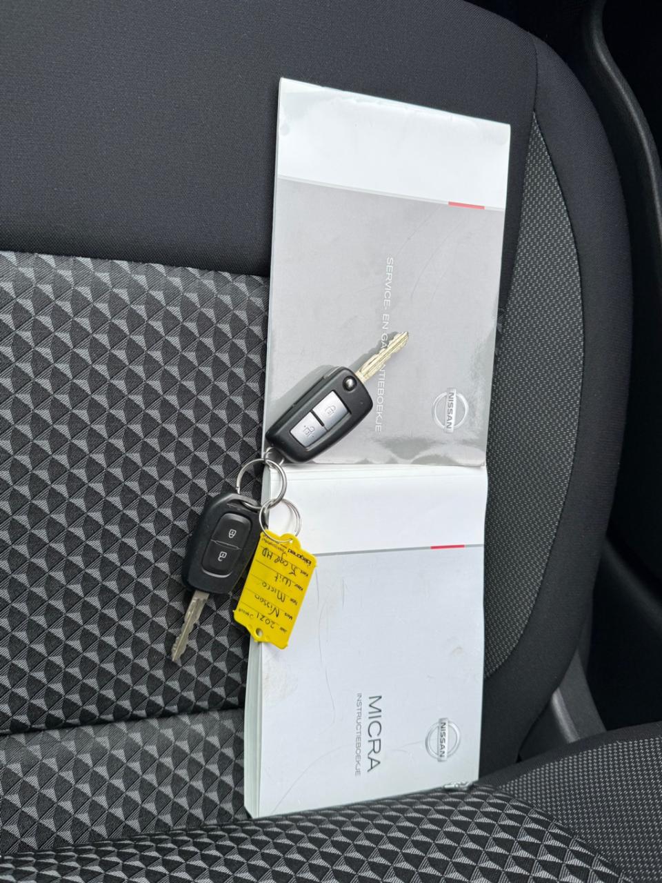 Nissan Micra 1.0 ig-t acenta