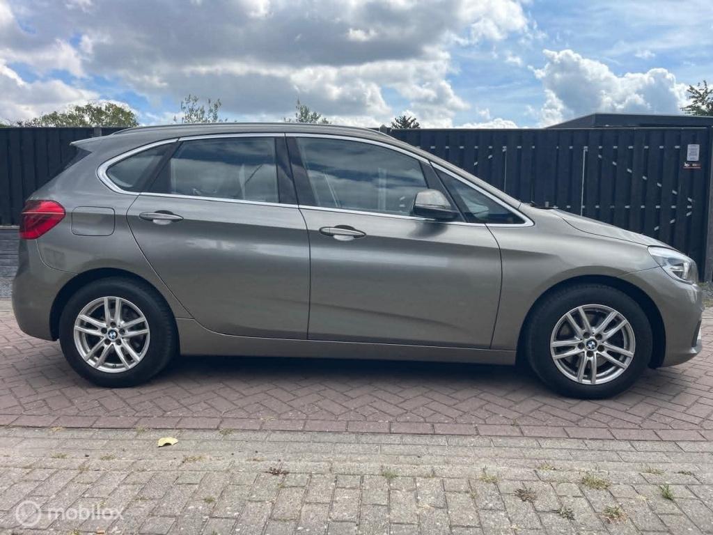 BMW 2-serie active tourer 218i luxury