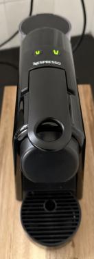NESPRESSO. Essenza Mini