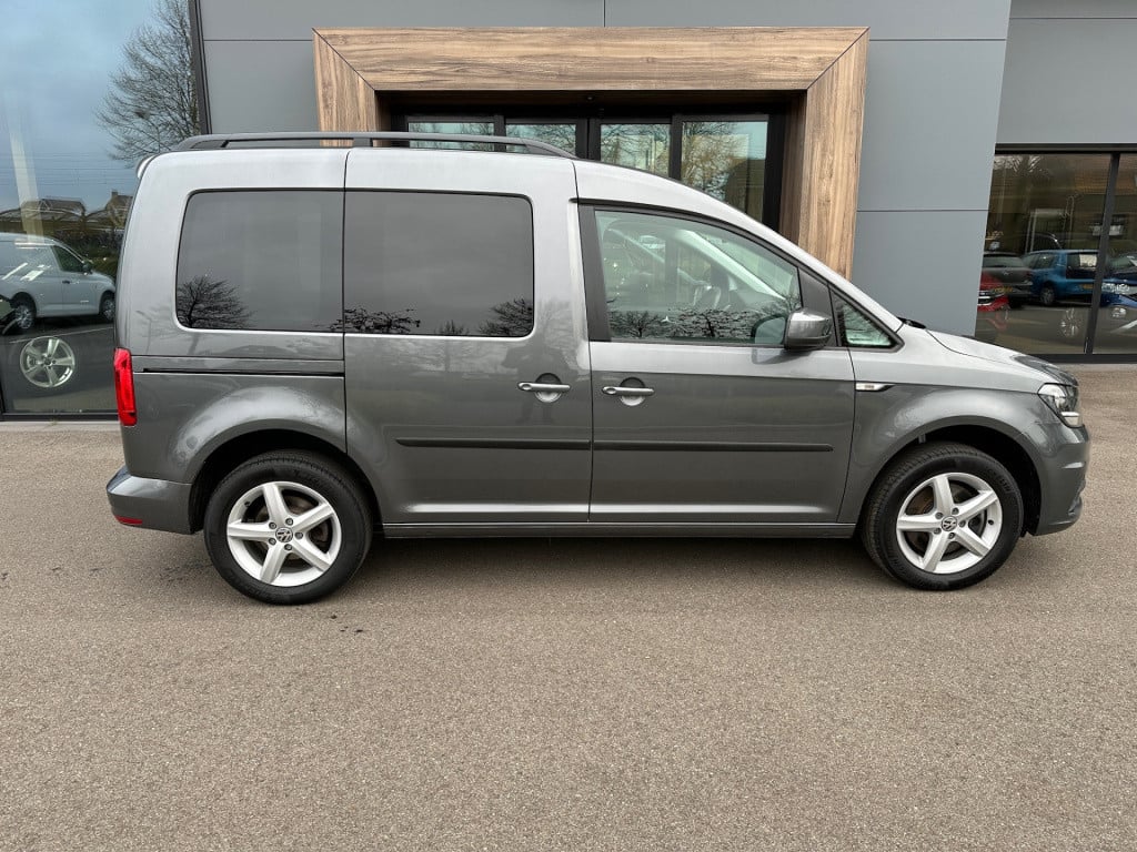 Volkswagen Caddy 1.4 tsi 131pk dsg 5-persoons trendline | cruise | carplay 