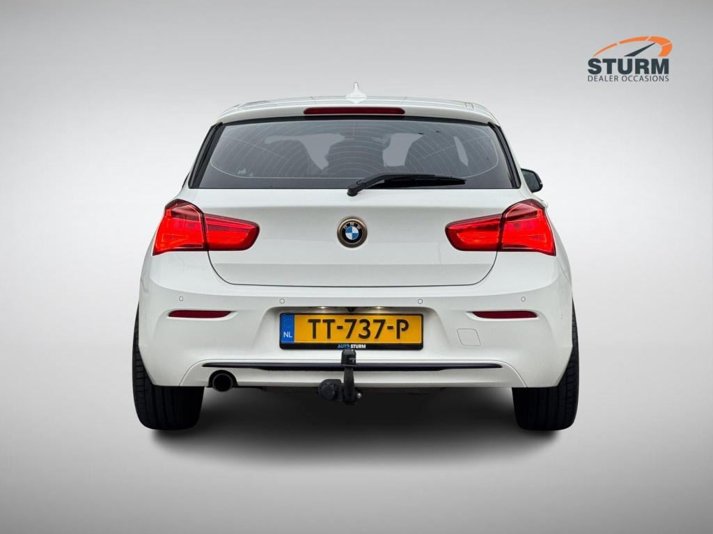BMW 1 Serie 118i corporate lease executive sport-line nl-auto incl. trekhaa