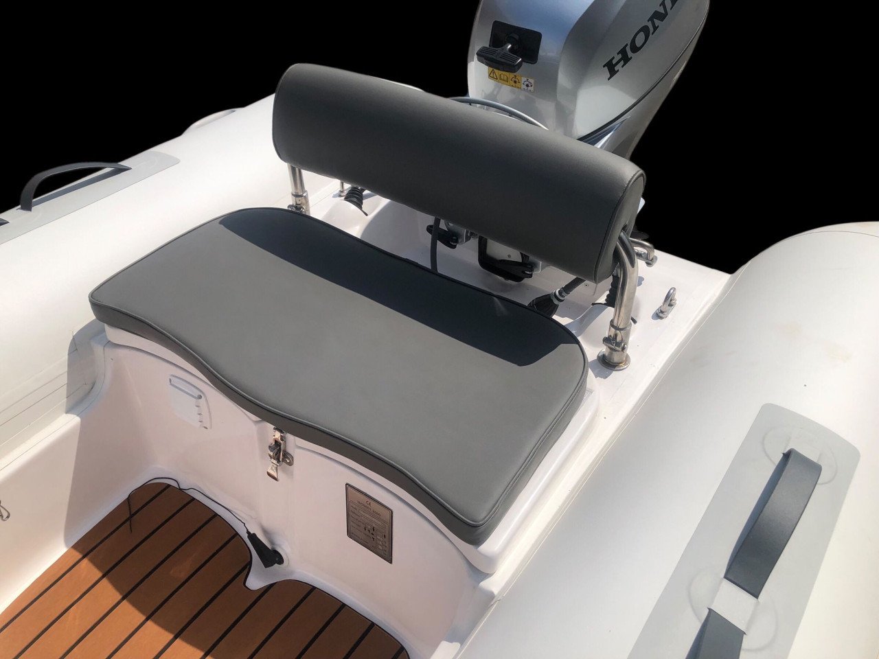 Coralsea 320 Polyester Rib met Honda BF20 SRTU