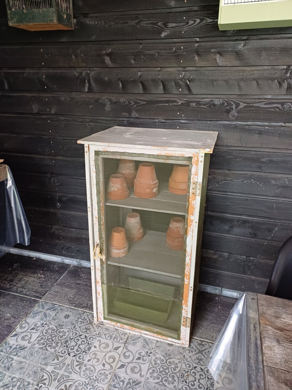 Brocante vliegenkast