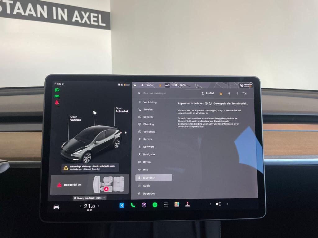 Tesla Model Y long range awd 75 kwh